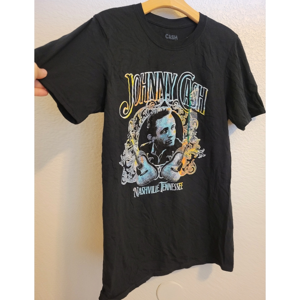 NWT womens t shirt size M Johnny Cash black